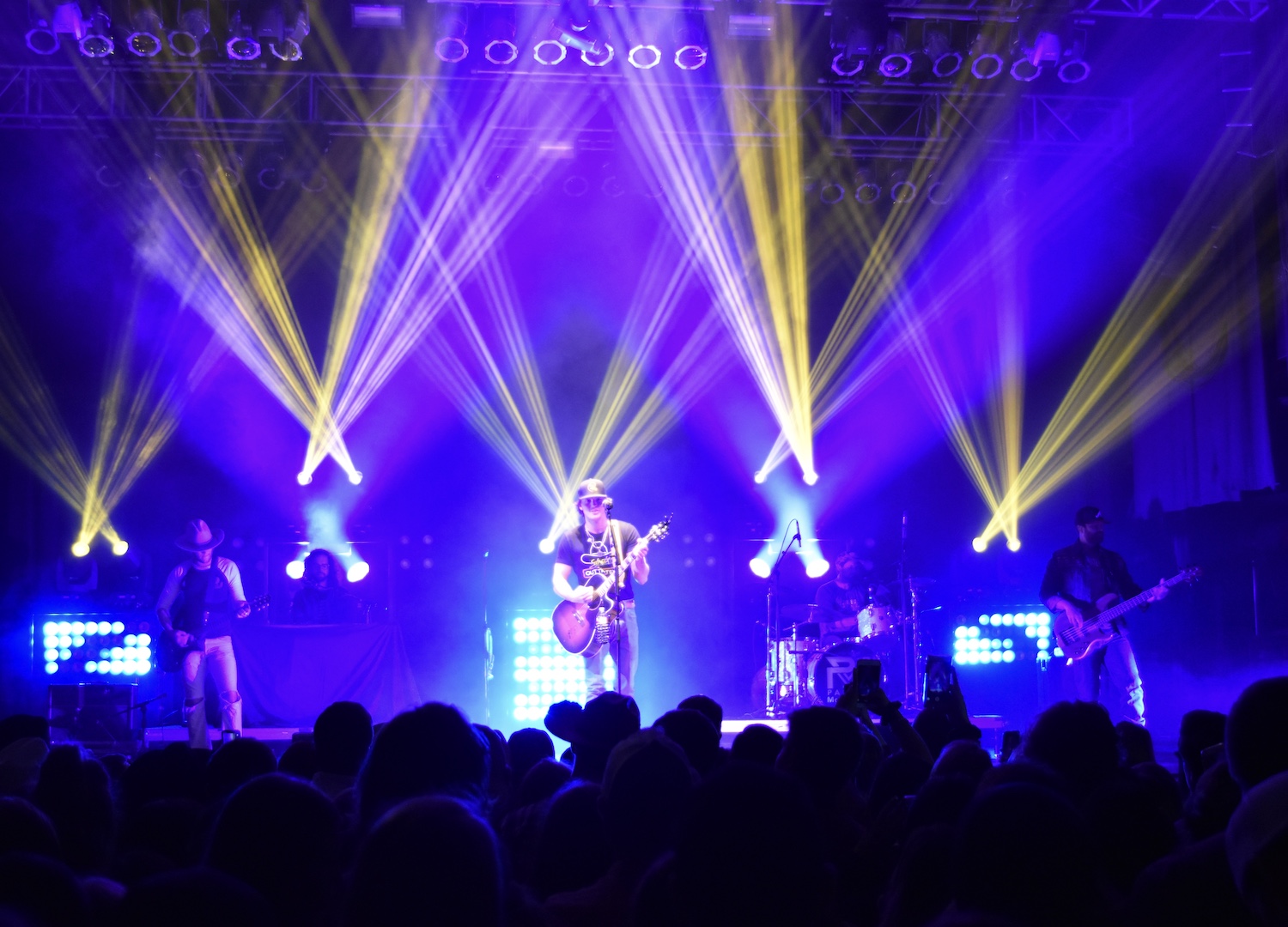 CHAUVET Professional Shines For Parker McCollum’s Rising Star